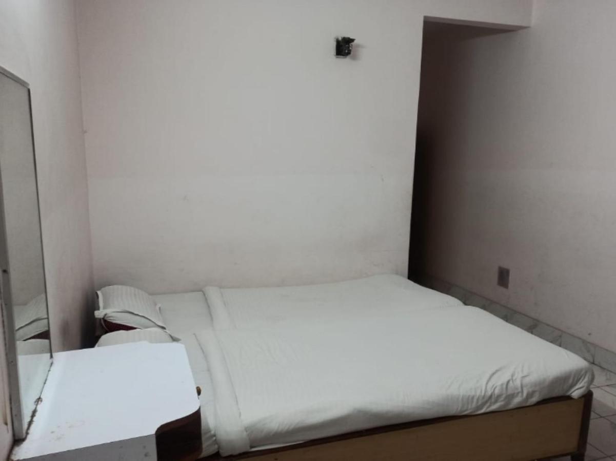 Oyo 80830 Hotel Buddha International בודהגאיה מראה חיצוני תמונה